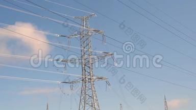 电力网络。 高压电力线路及配电装置的铁杆